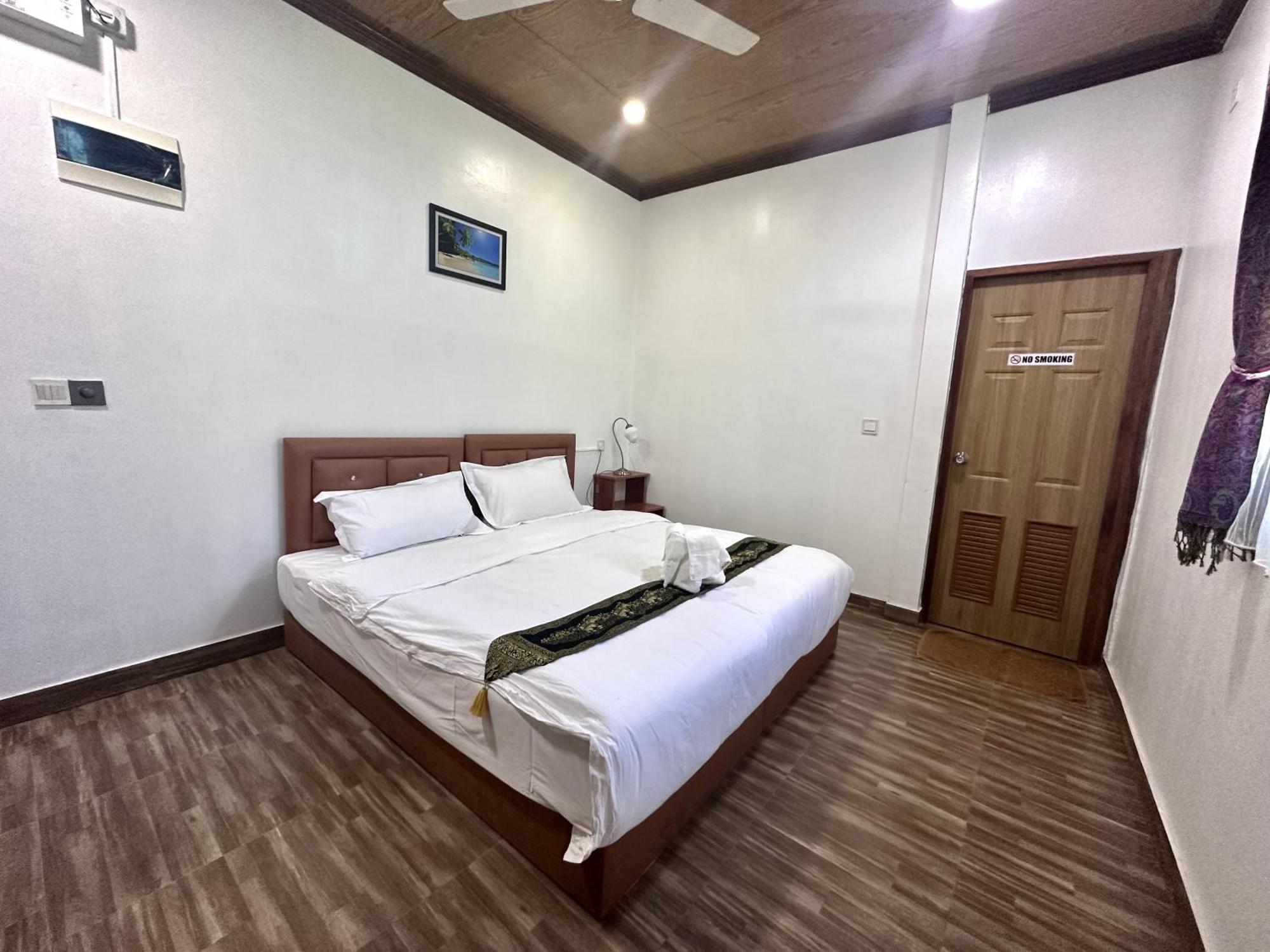 Hotel Galaxy Sunrise Sea View Fulidhoo Exteriér fotografie